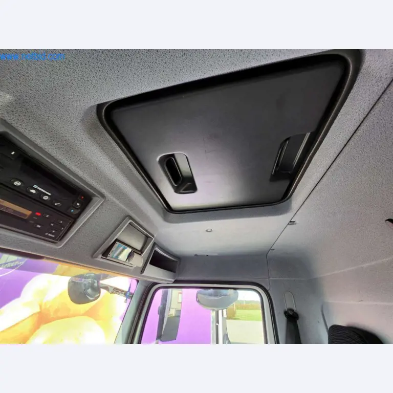 Máquinas bien mantenidas de un fabricante de productos de panadería-6