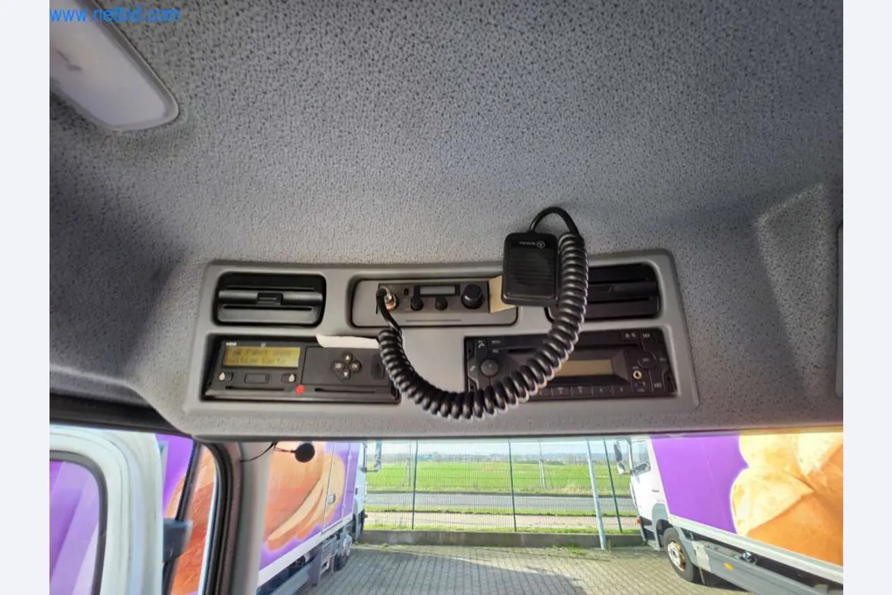 Máquinas bien mantenidas de un fabricante de productos de panadería-7