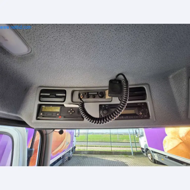 Máquinas bien mantenidas de un fabricante de productos de panadería-7