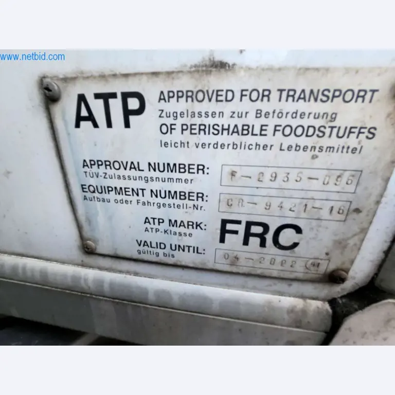 Máquinas bem conservadas de um fabricante de produtos de pastelaria-10