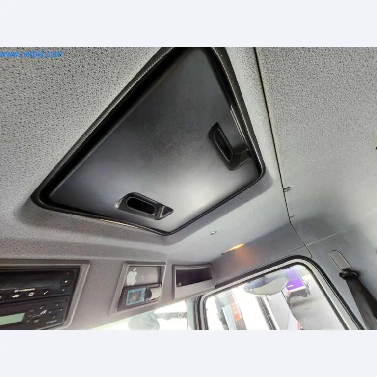 Máquinas bem conservadas de um fabricante de produtos de pastelaria-11