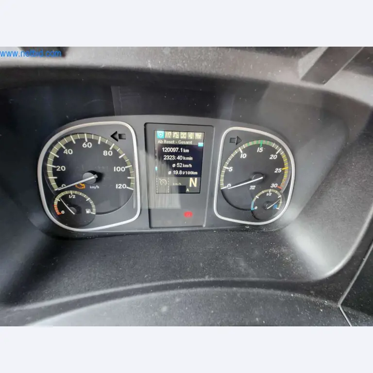 Máquinas bem conservadas de um fabricante de produtos de pastelaria-15