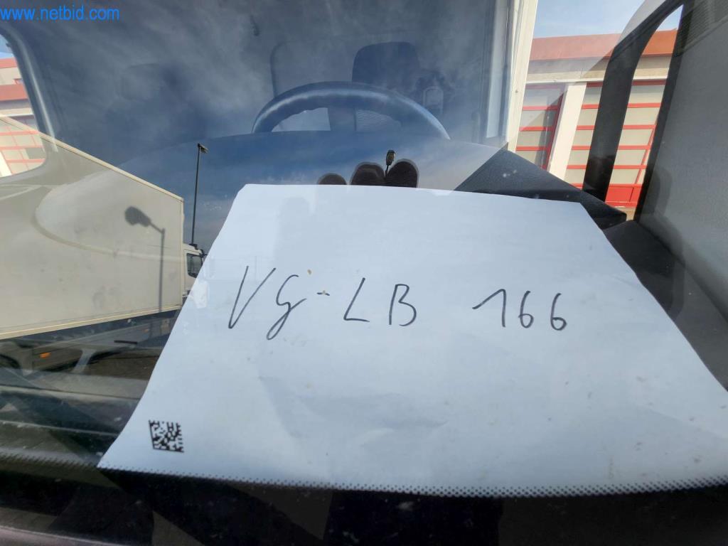 Dobře udržované stroje od výrobce pečiva-16