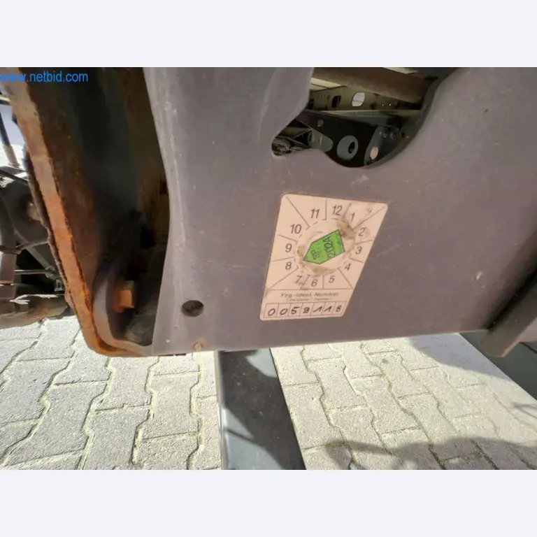 Máquinas bem conservadas de um fabricante de produtos de pastelaria-21