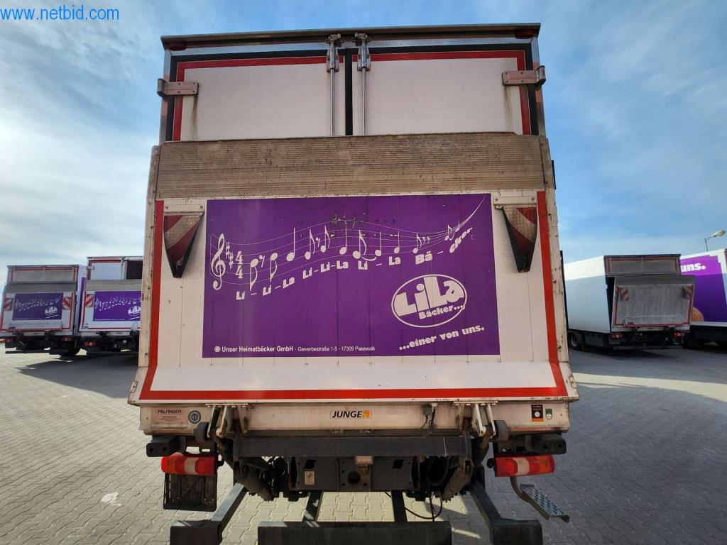 Dobře udržované stroje od výrobce pečiva-22