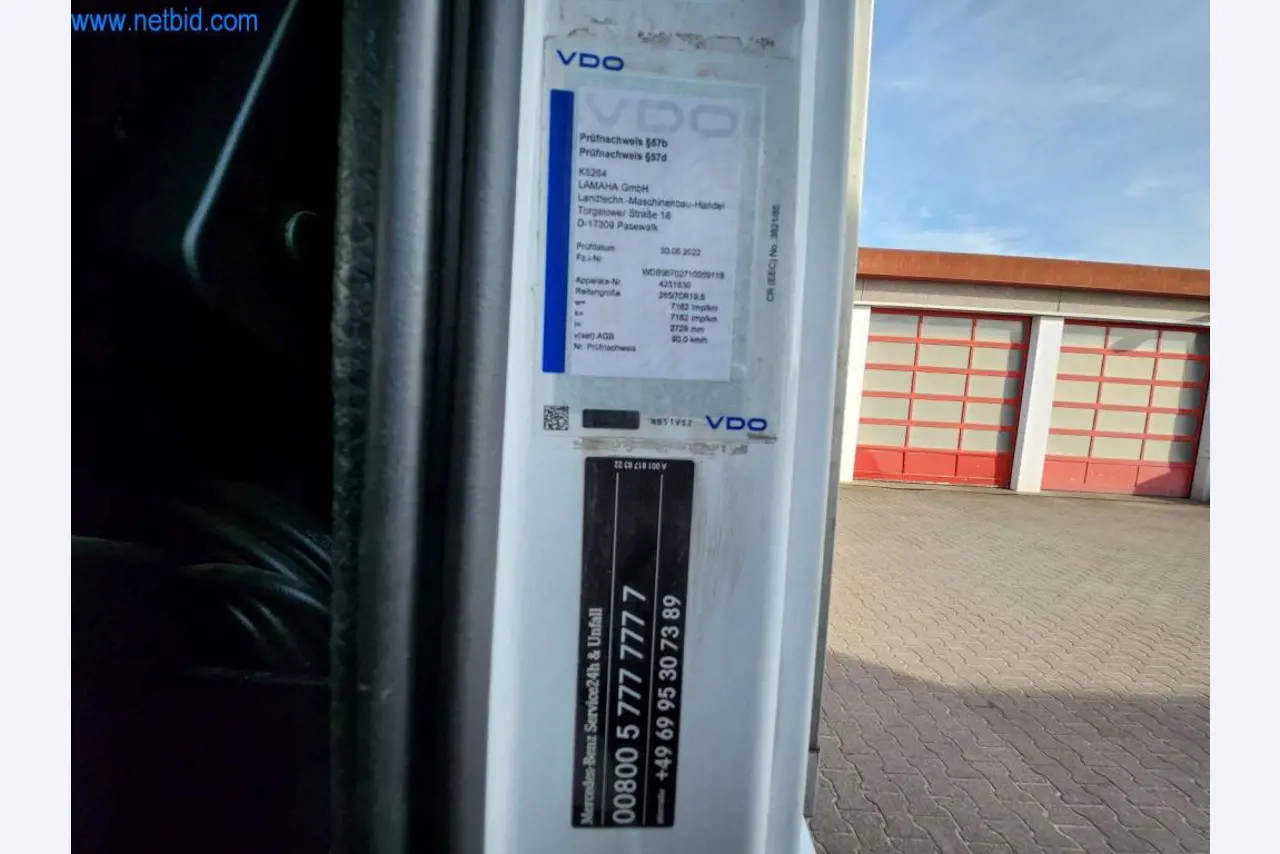 Máquinas bem conservadas de um fabricante de produtos de pastelaria-9