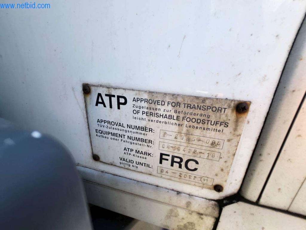 Máquinas bem conservadas de um fabricante de produtos de pastelaria-14