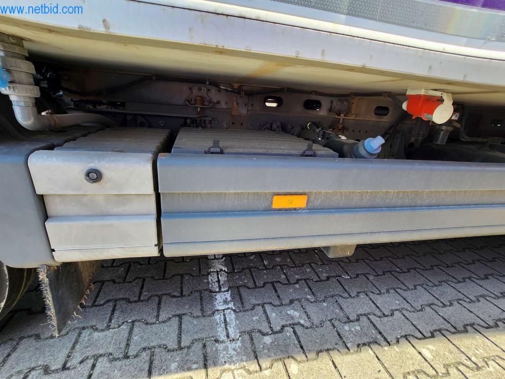 Máquinas bem conservadas de um fabricante de produtos de pastelaria-15