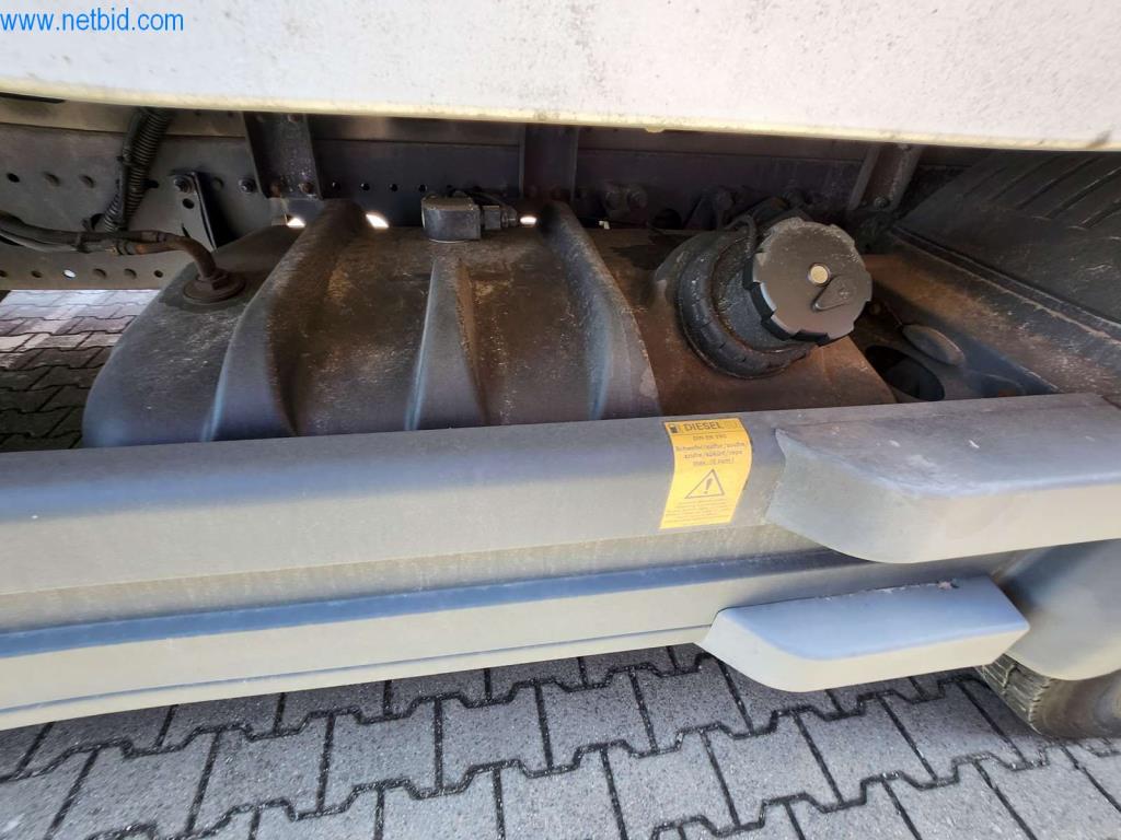 Máquinas bem conservadas de um fabricante de produtos de pastelaria-16