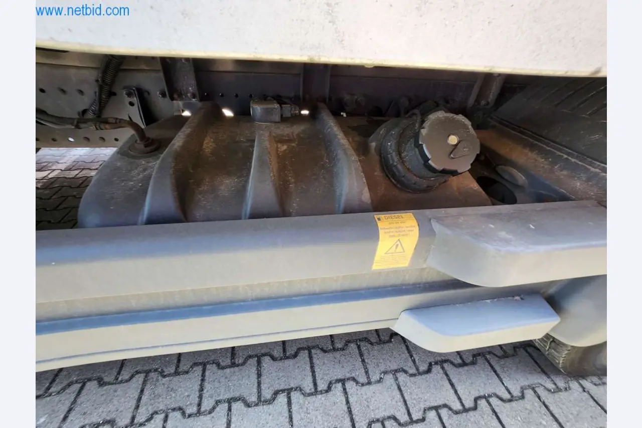 Máquinas bem conservadas de um fabricante de produtos de pastelaria-16