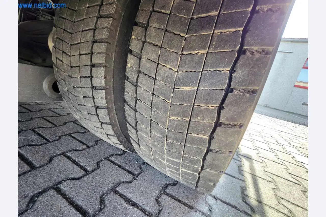 Máquinas bem conservadas de um fabricante de produtos de pastelaria-17