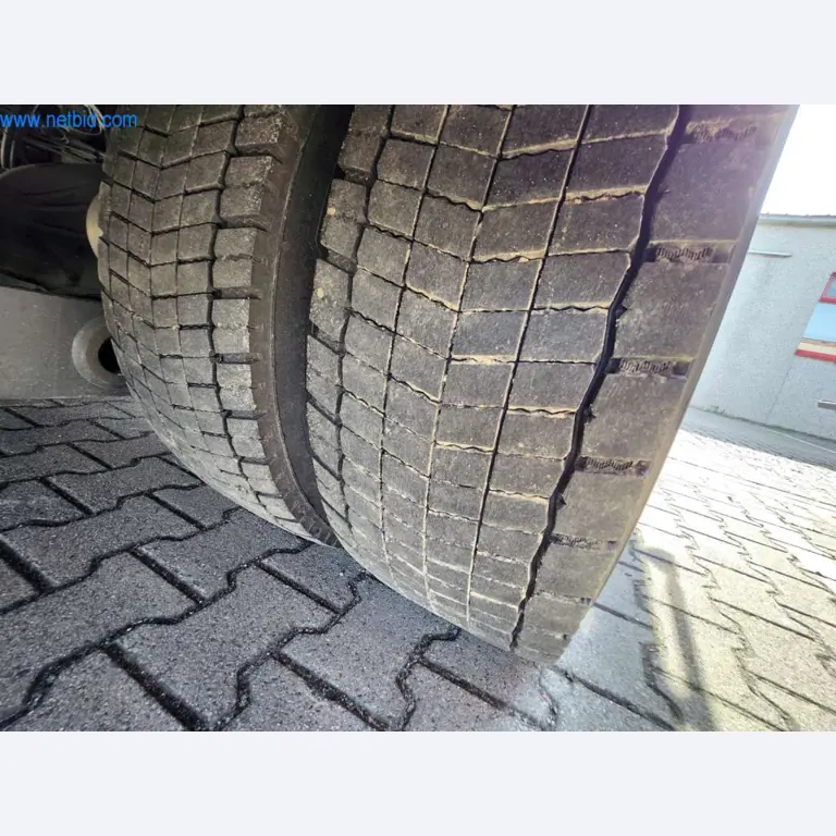 Máquinas bem conservadas de um fabricante de produtos de pastelaria-17