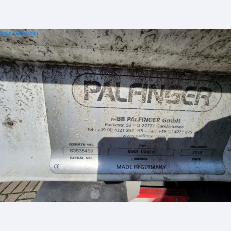 Máquinas bem conservadas de um fabricante de produtos de pastelaria-19