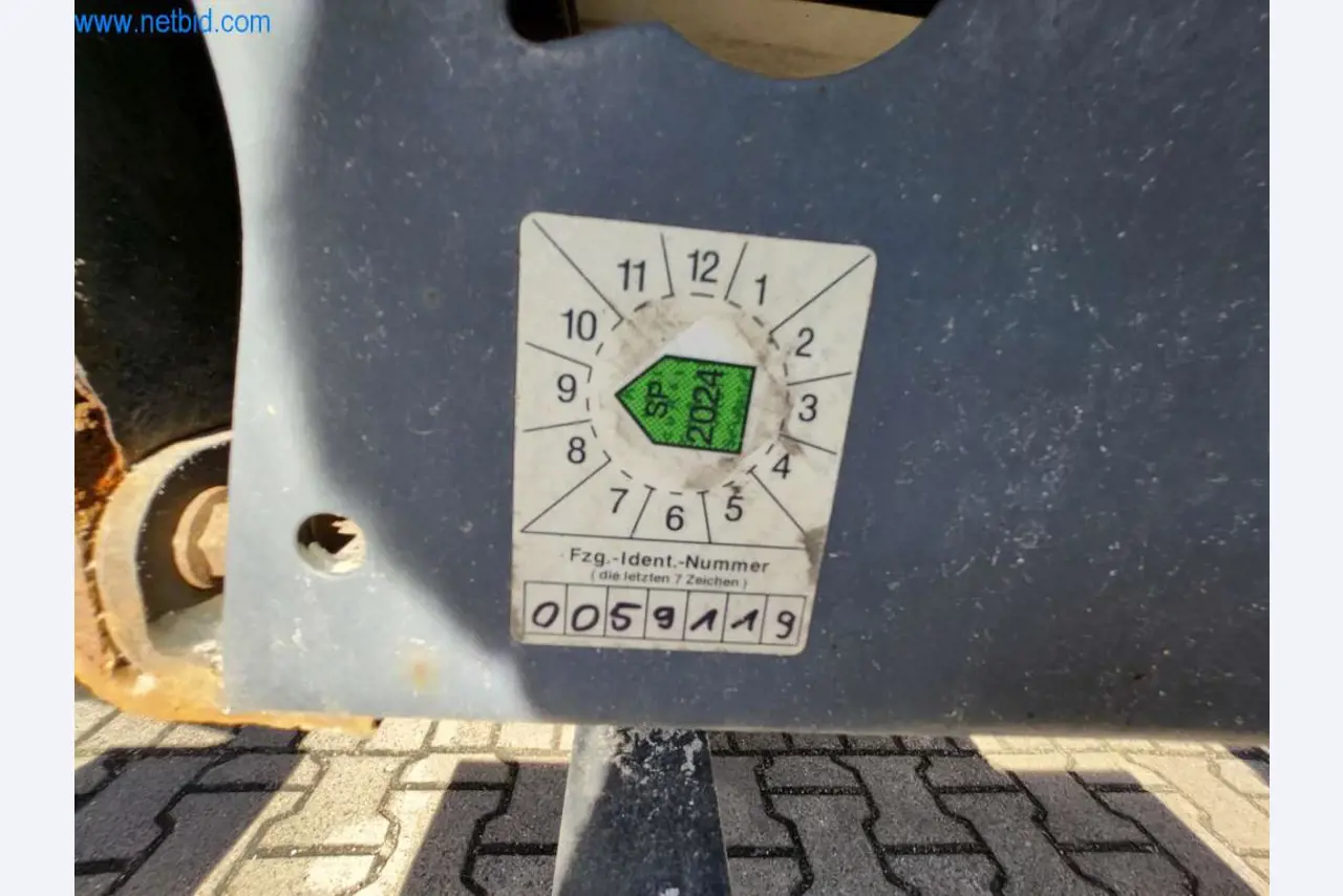 Máquinas bem conservadas de um fabricante de produtos de pastelaria-20