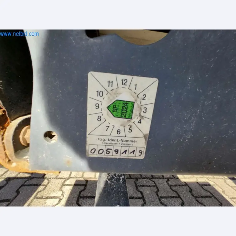 Máquinas bem conservadas de um fabricante de produtos de pastelaria-20