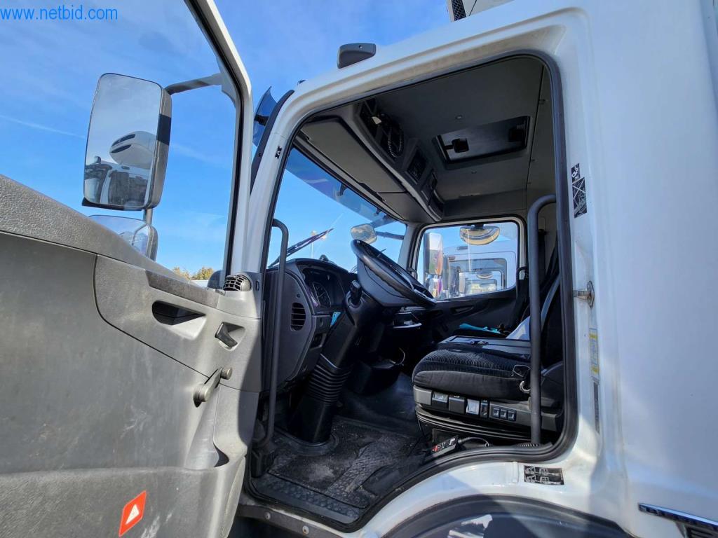 Máquinas bem conservadas de um fabricante de produtos de pastelaria-4