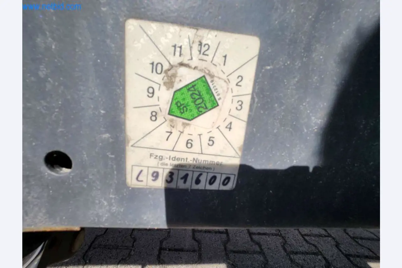 Máquinas bem conservadas de um fabricante de produtos de pastelaria-9