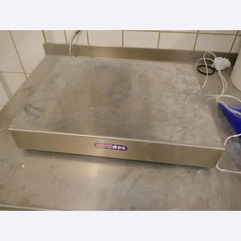 Well-maintained machines of a bakery manufacturer-4