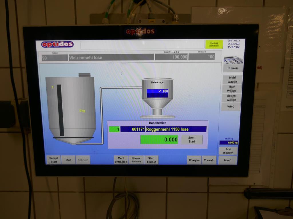 Gepflegte Maschinen eines Backwarenherstellers-5