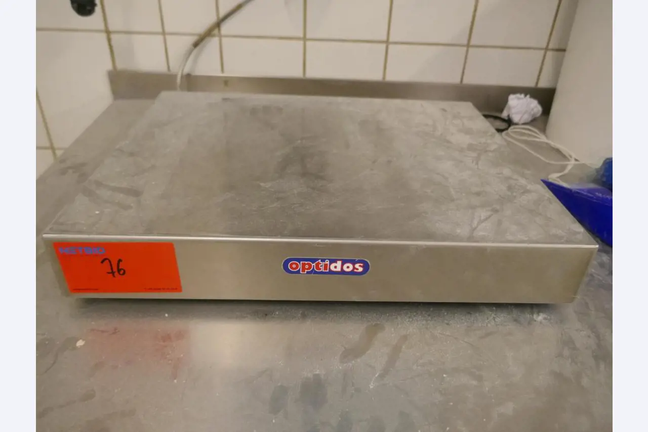 Well-maintained machines of a bakery manufacturer-6