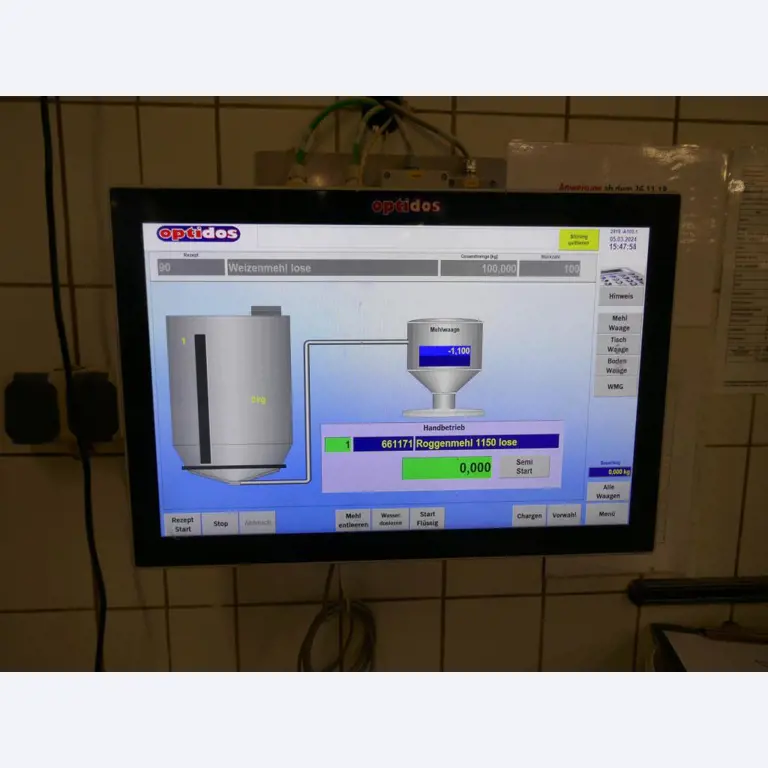 Well-maintained machines of a bakery manufacturer-7