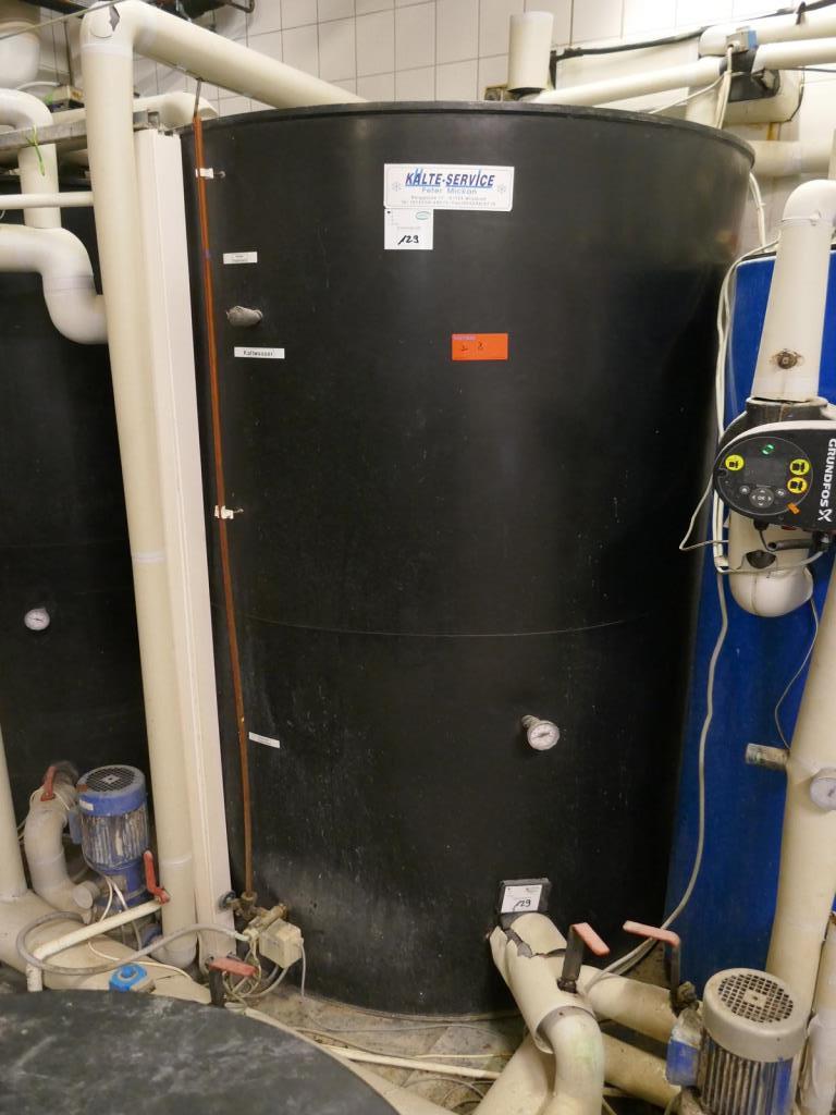 Well-maintained machines of a bakery manufacturer-3