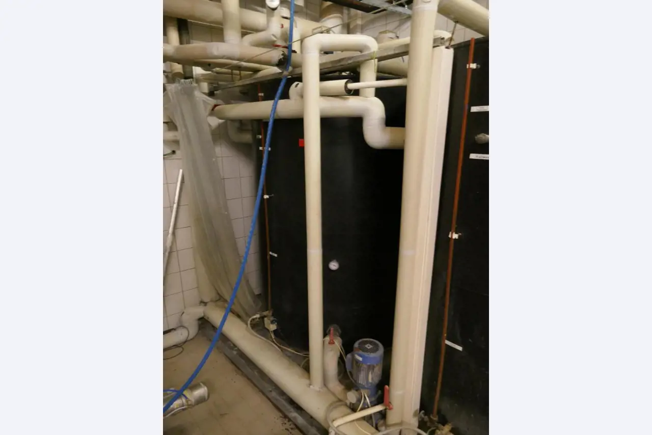 Well-maintained machines of a bakery manufacturer-4