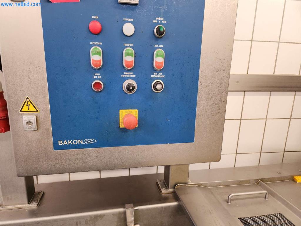 Máquinas bem conservadas de um fabricante de produtos de pastelaria-3