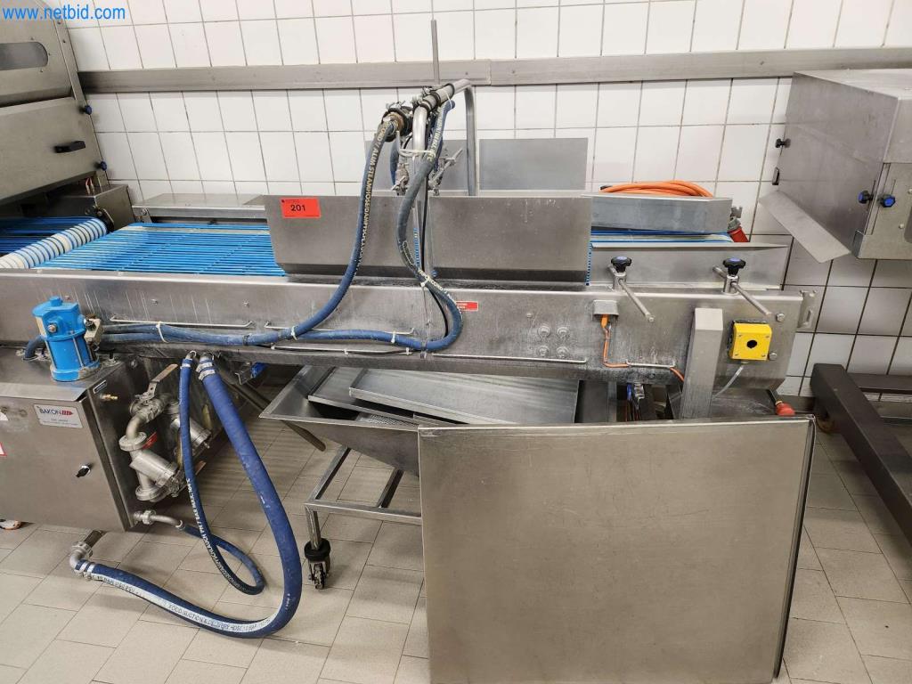 Máquinas bem conservadas de um fabricante de produtos de pastelaria-7