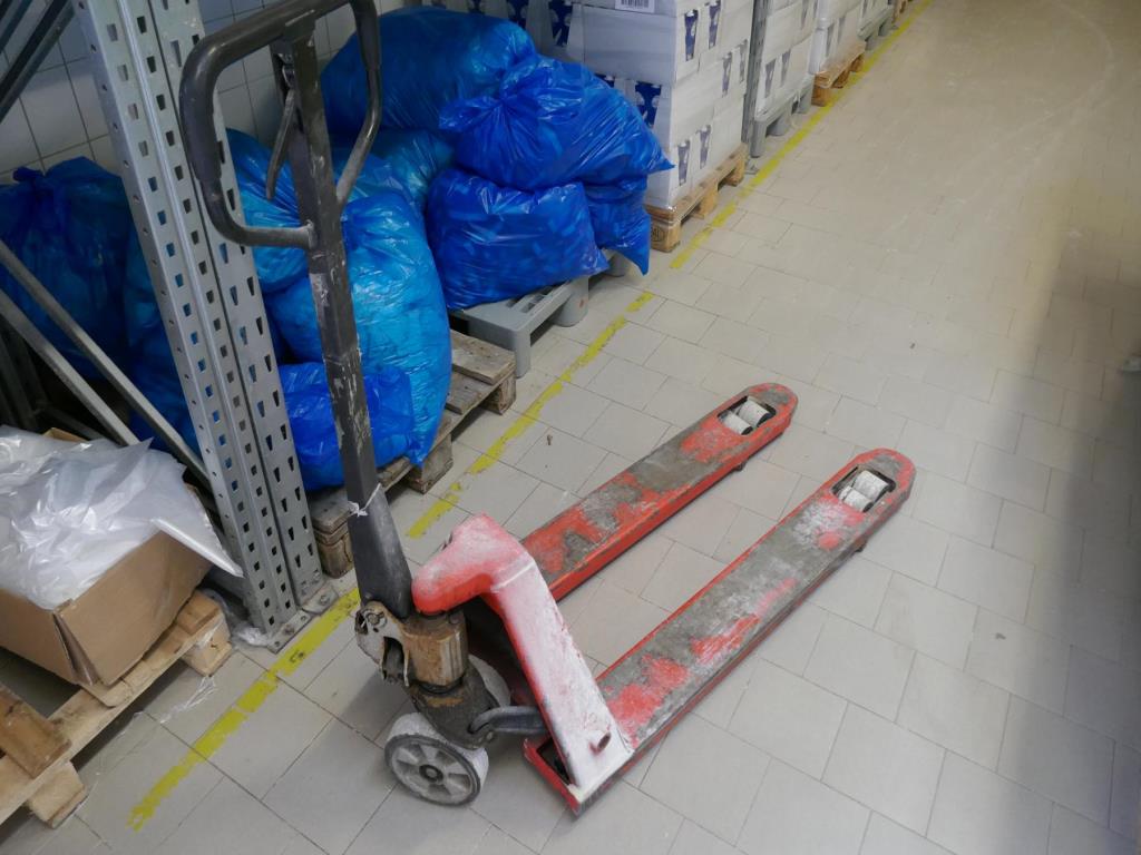 Máquinas bem conservadas de um fabricante de produtos de pastelaria-1