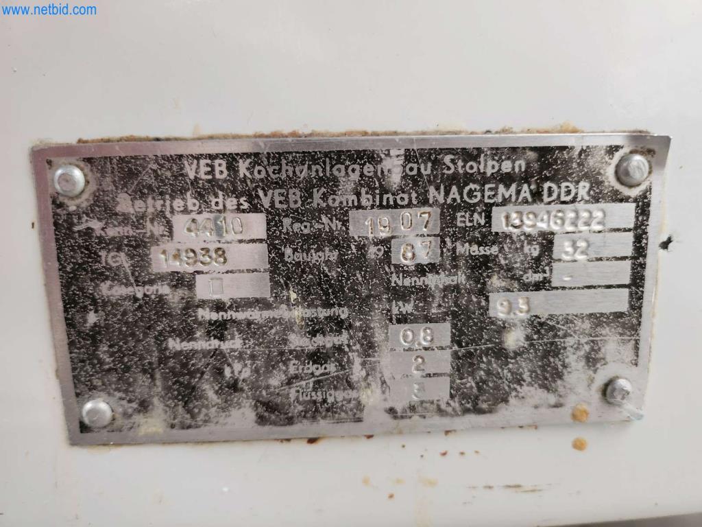 Máquinas bem conservadas de um fabricante de produtos de pastelaria-2