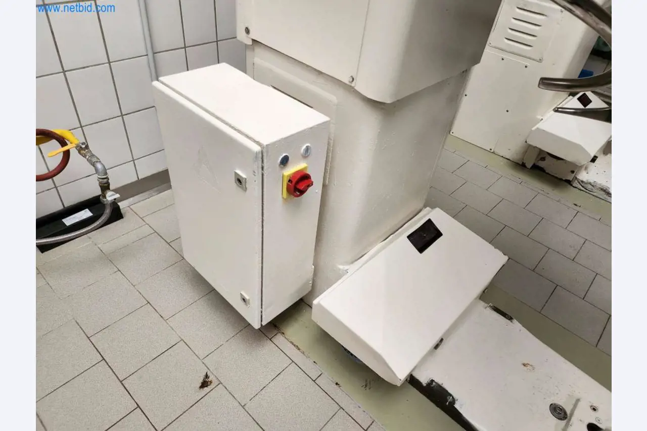 Machines entretenues d'un fabricant de produits de boulangerie-4