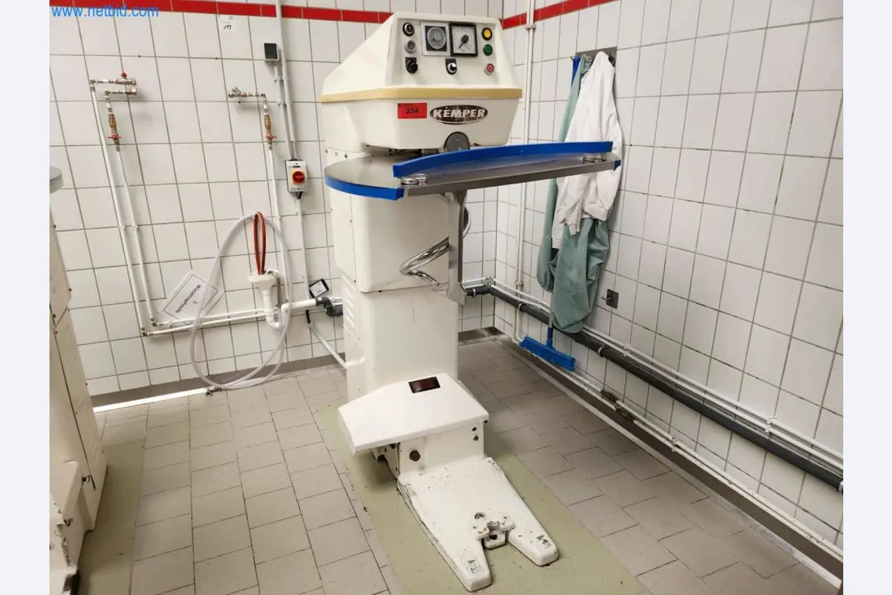 Machines entretenues d'un fabricant de produits de boulangerie-1