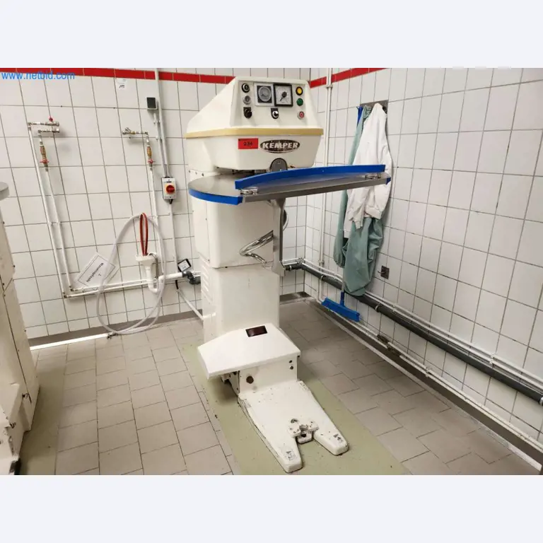 Machines entretenues d'un fabricant de produits de boulangerie-1