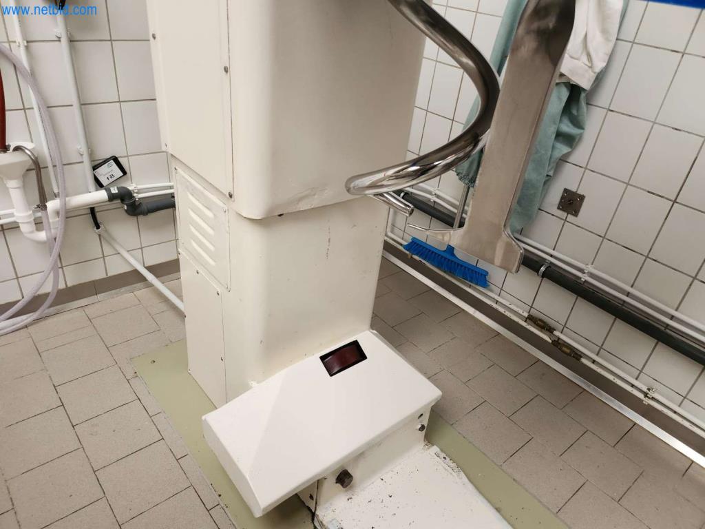 Máquinas bem conservadas de um fabricante de produtos de pastelaria-4