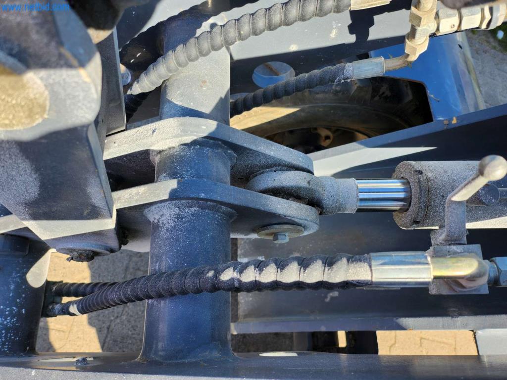 Máquinas bem conservadas de um fabricante de produtos de pastelaria-11