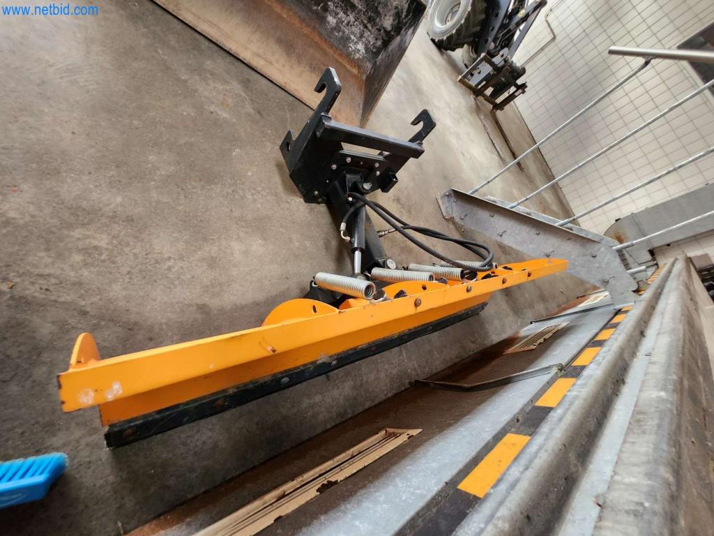 Máquinas bem conservadas de um fabricante de produtos de pastelaria-14