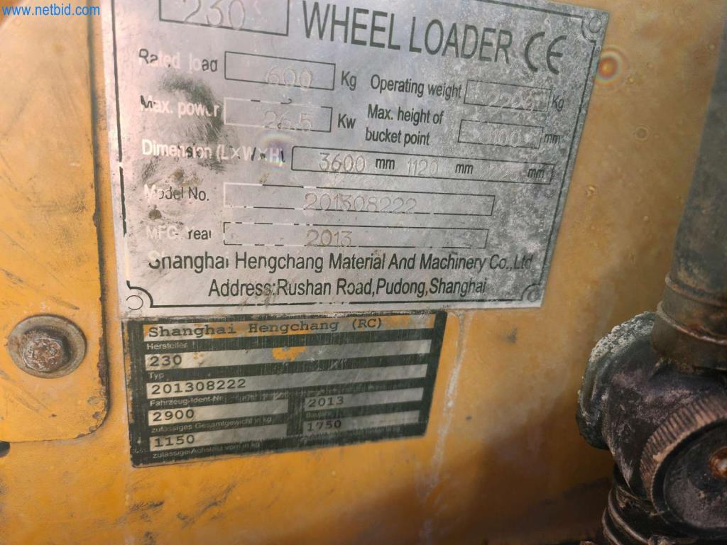 Máquinas bem conservadas de um fabricante de produtos de pastelaria-4