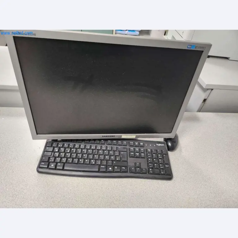 Gepflegte Maschinen eines Backwarenherstellers-1