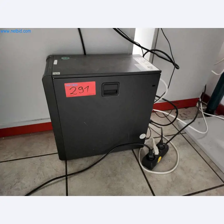 Gepflegte Maschinen eines Backwarenherstellers-2