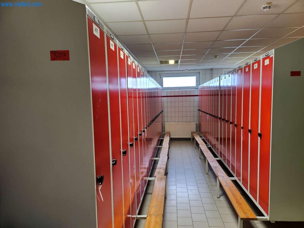 Máquinas bem conservadas de um fabricante de produtos de pastelaria-1