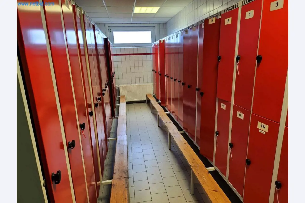 Gepflegte Maschinen eines Backwarenherstellers-2