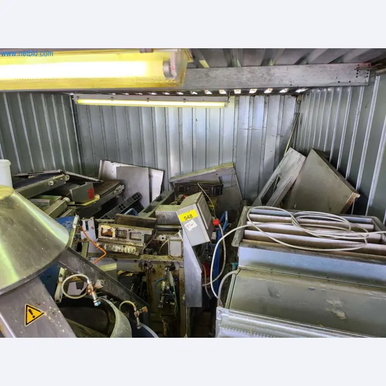 Máquinas bem conservadas de um fabricante de produtos de pastelaria-1