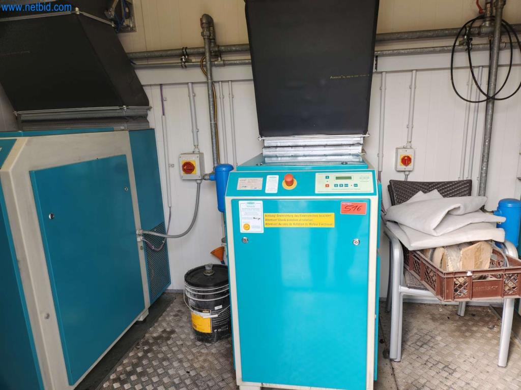 Máquinas bem conservadas de um fabricante de produtos de pastelaria-3