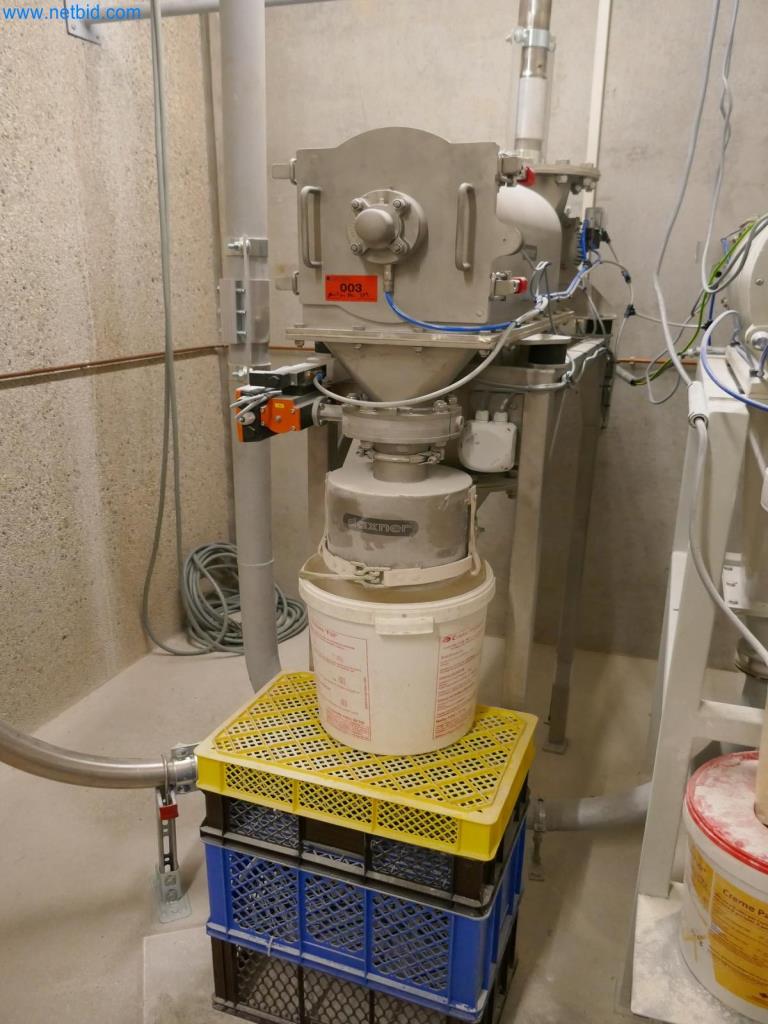 Máquinas bem conservadas de um fabricante de produtos de pastelaria-13