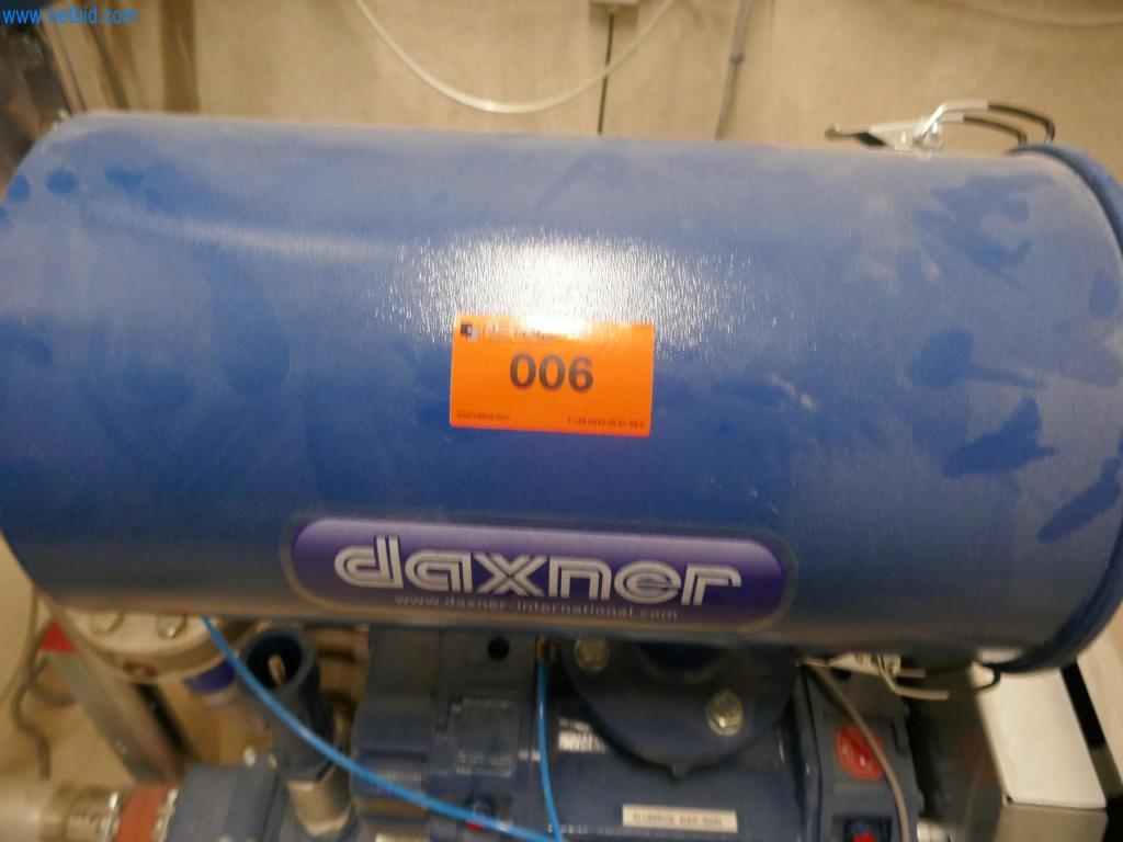 Máquinas bem conservadas de um fabricante de produtos de pastelaria-18