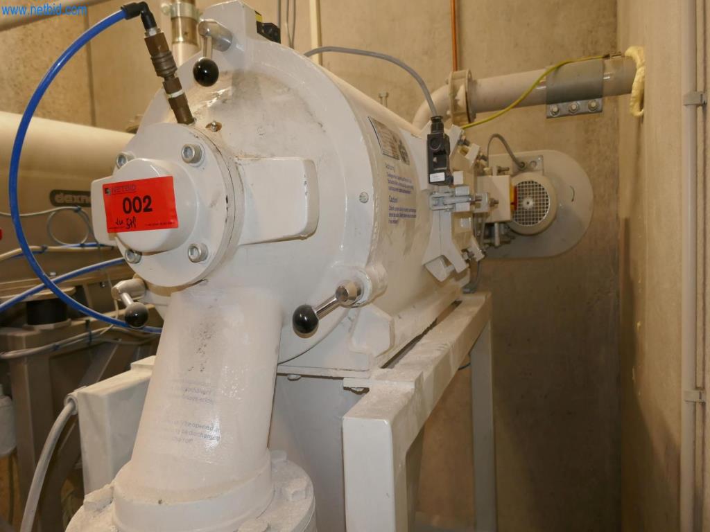 Máquinas bem conservadas de um fabricante de produtos de pastelaria-9