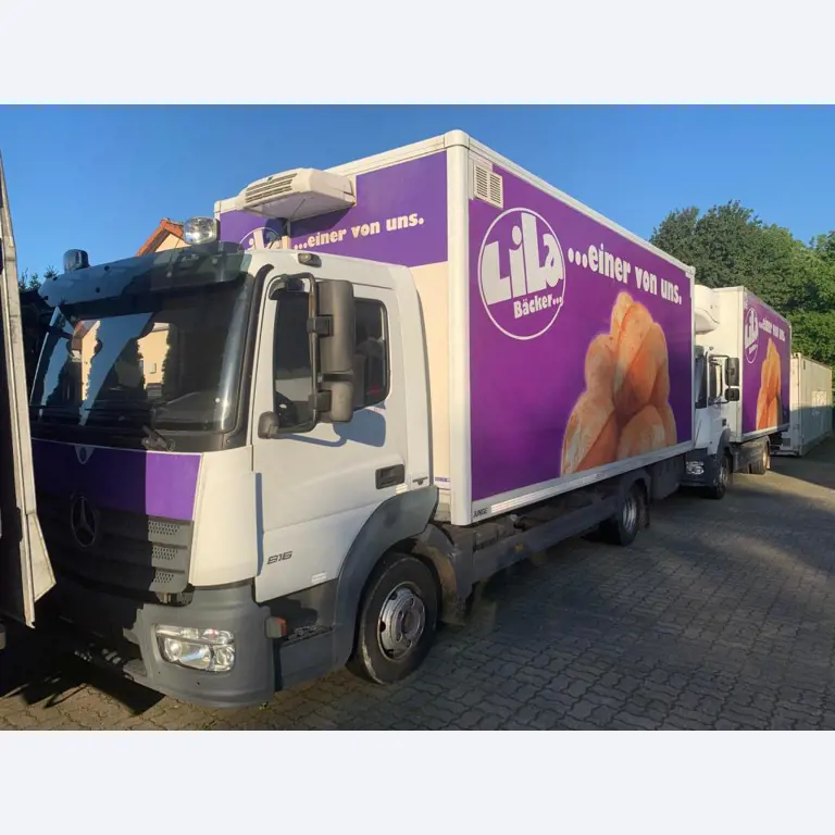 Máquinas bem conservadas de um fabricante de produtos de pastelaria-2