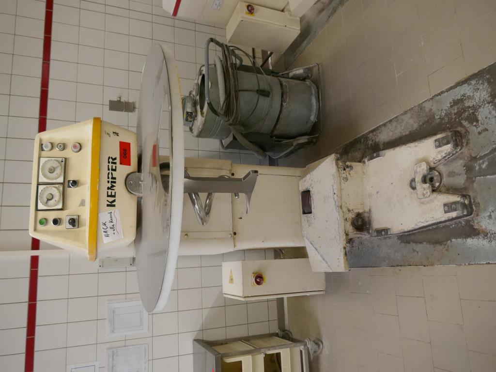 Máquinas bem conservadas de um fabricante de produtos de pastelaria-2