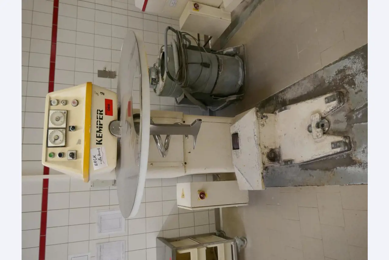 Machines entretenues d'un fabricant de produits de boulangerie-2